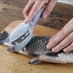 Fish clener